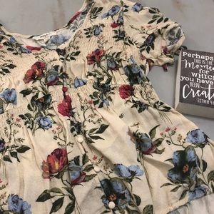 NWOT Charming Charlie floral top